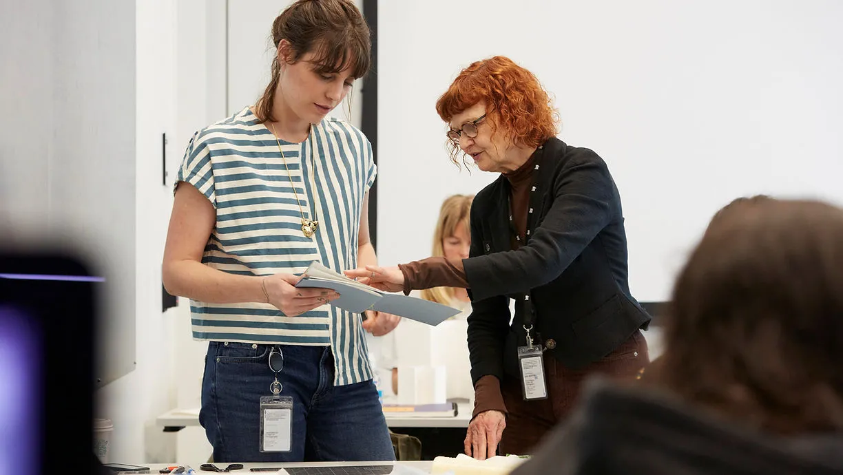 ca3d82_25c123ceb0454feb9df27dd58fe166fd~mv2